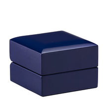 Luxury Wooden Lacquered Ring Box, Imperial Collection ring allurepack