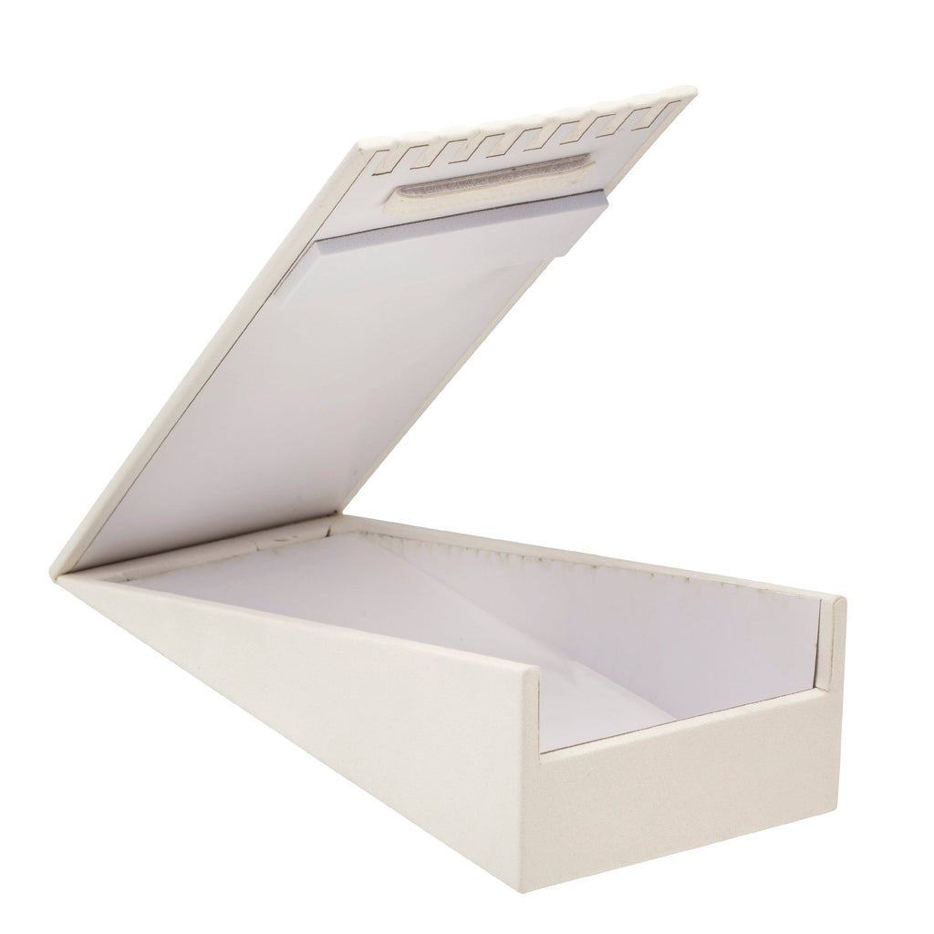 Suede Laydown Chain Ramp